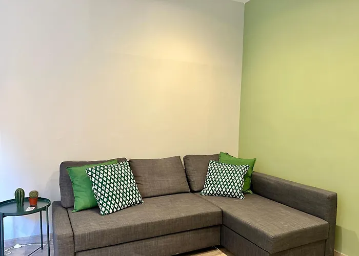 Vatican Green R-Home